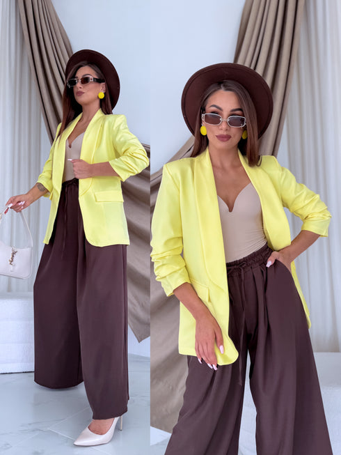 Light yellow, ONE SIZE jacket with gathered sleeves